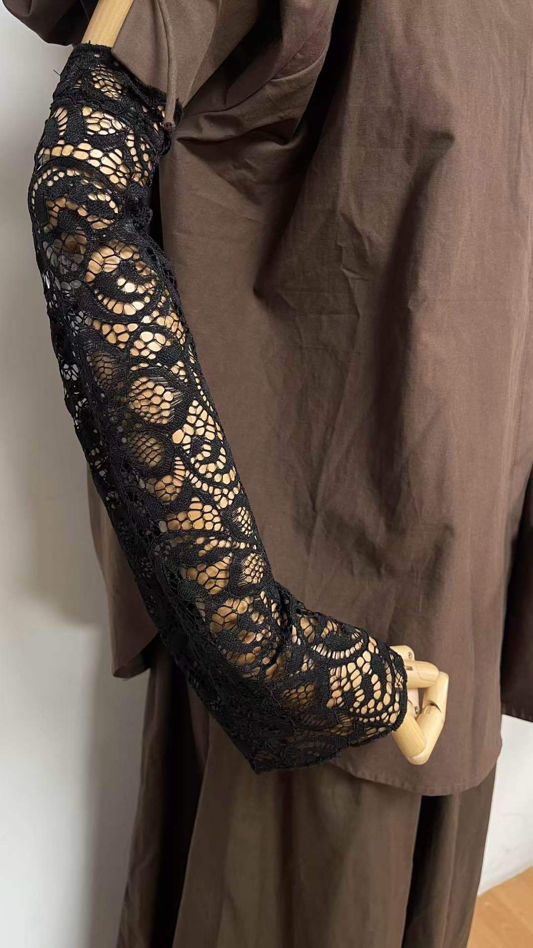 Manchettes dentelle – Image 2